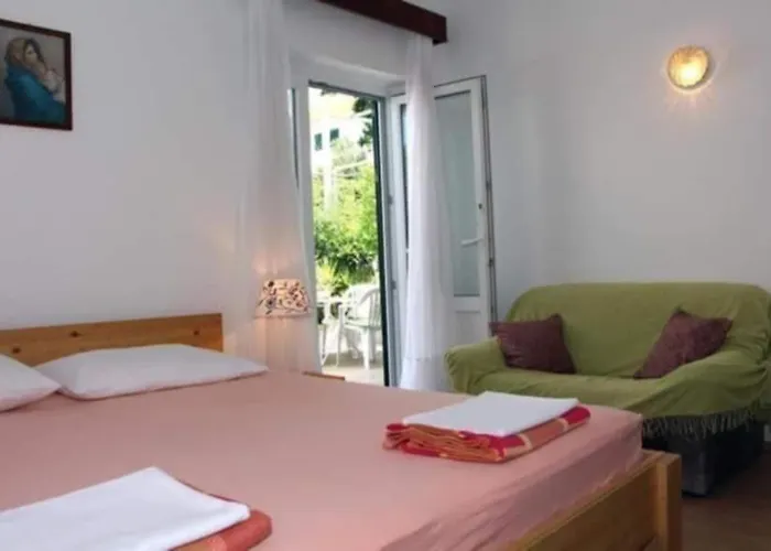 Spacious Seaside 6 Guests Apartamento